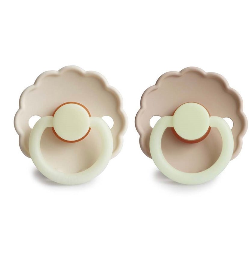 FRIGG Daisy - Round Latex 2-Pack Pacifiers - Cream Night/Croissant night - Bonny & Bear - FRIGG